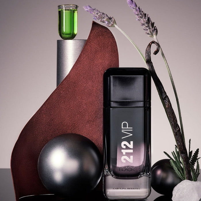 Carolina Herrera 212 VIP Black Eau De Parfum For Men